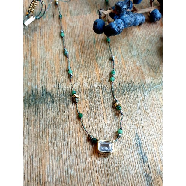 Hanka IN kaklo papuošalas su piritu, zoisitu ir cirkoniu